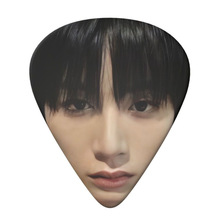 韩泰山周边抽象吉他拨片项链挂件1.2mm亚克力明星送闺蜜朋友