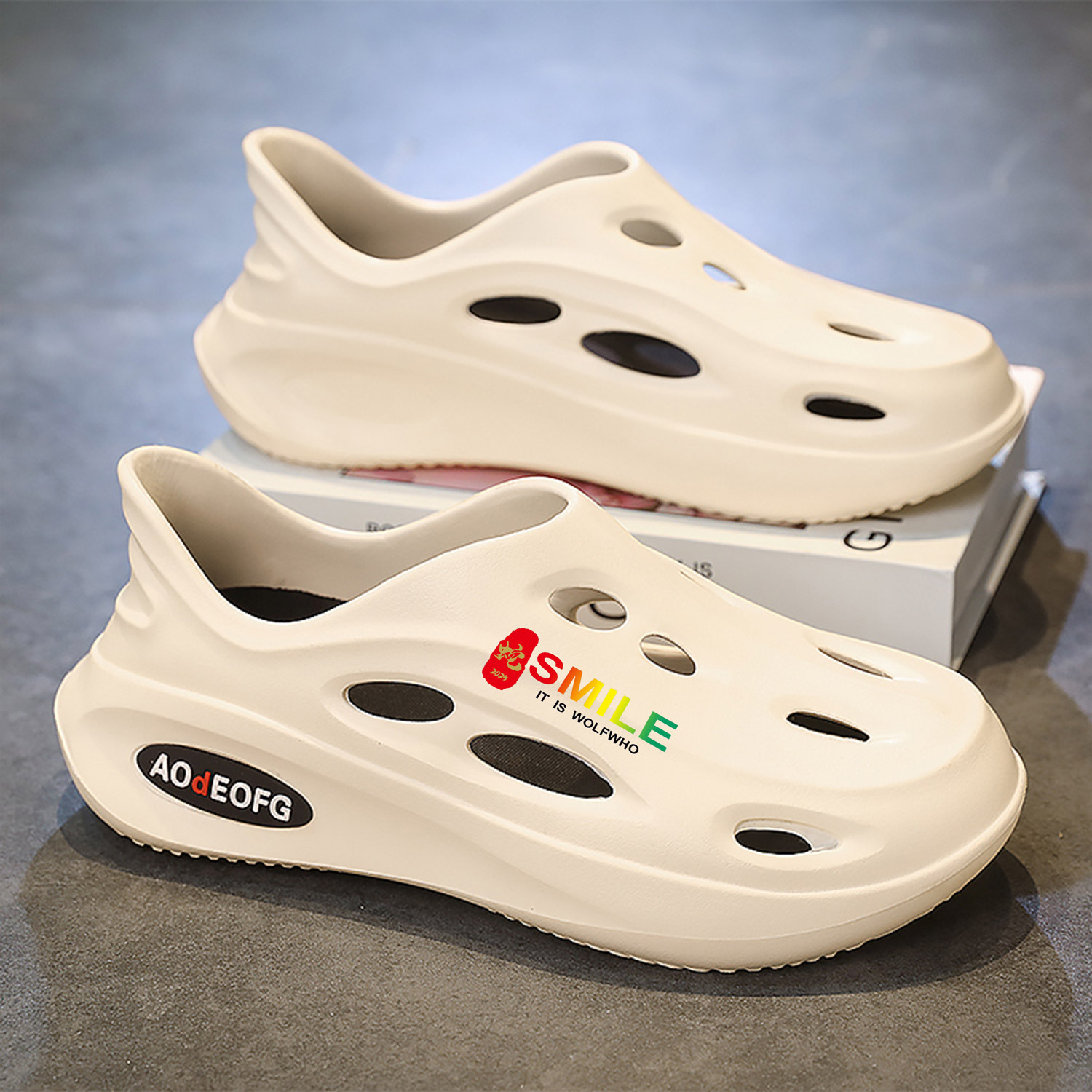 Sandalias para hombres de verano deportivo antideslizante sensación de mierda de verano zapatos agujeros para hombres zapatillas de playa