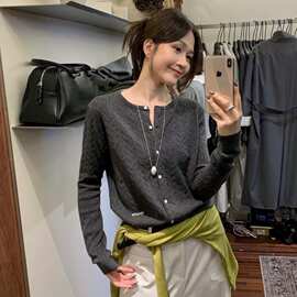韩系简约圆领麻花长袖针织开衫女春秋短款小个子百搭软糯毛衣外套