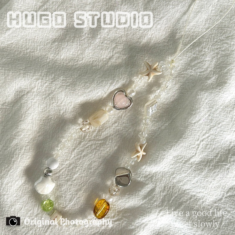 This is the same original "Island Sweetheart" phone charm, camera beaded pendant, and keychain popular on Xiaohongshu.
