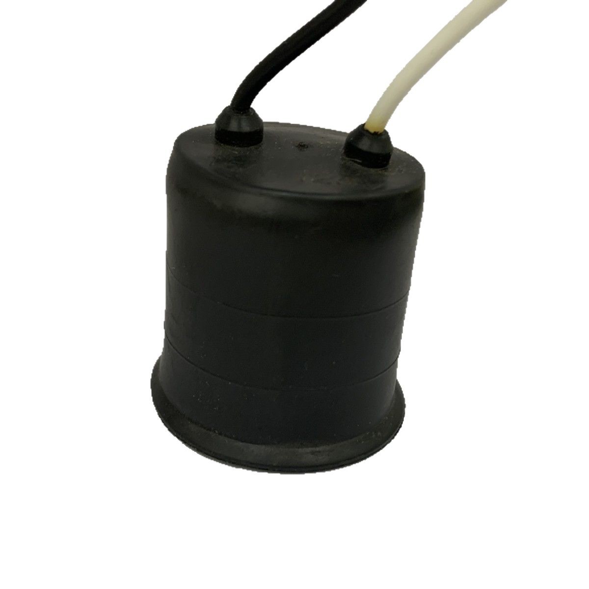 [Suministro directo de fábrica] Portalámparas impermeables de porcelana de cuero negro E26, la elección de calidad, impermeable y duradera, ¡súper sin preocupaciones!