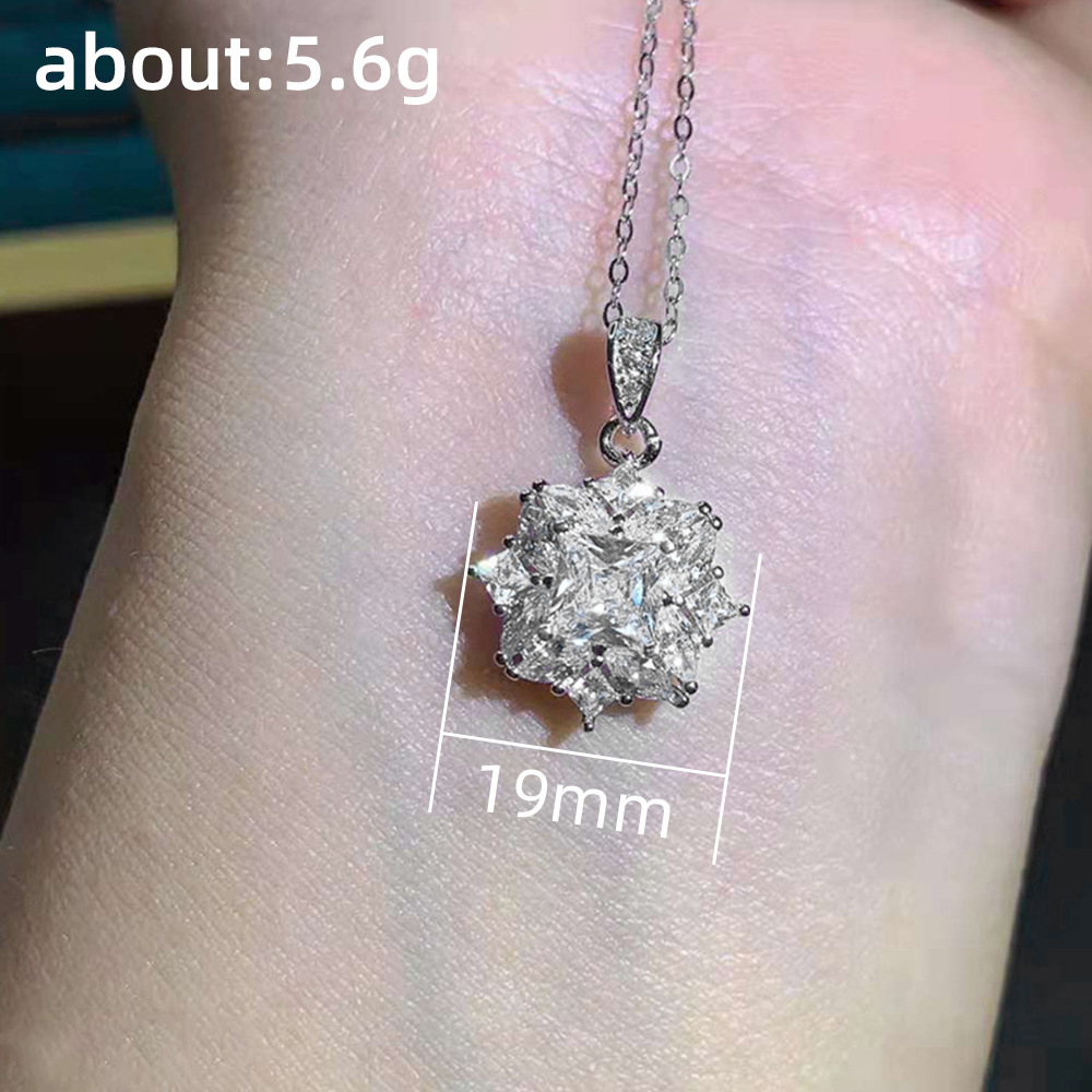 Fashion Flower Copper Pendant Necklace Inlay Zircon Copper Necklaces