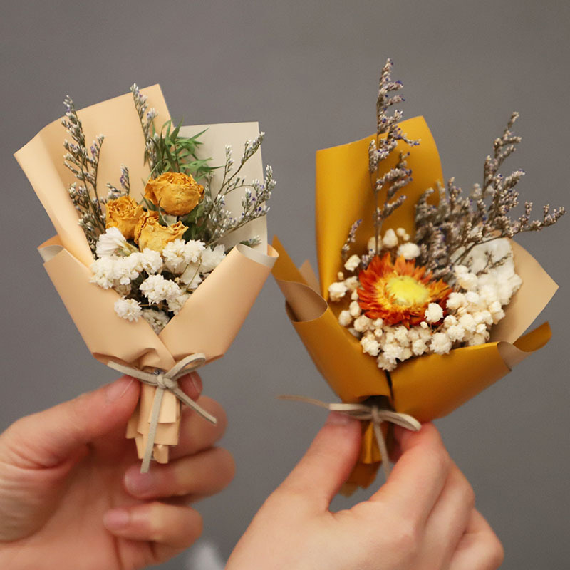 Mini exquisite small bouquet handmade dried rose flower gift DIY souvenir gift decoration