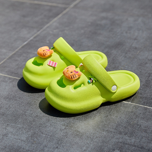 Hole slippers for women, new style for home and indoor, non-slip couple, thick-soled hole slippers for women, summer