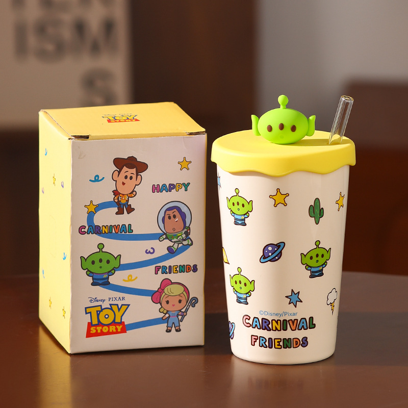 Toy Story de dibujos animados con tapa de taza de agua de cerámica taza de paja de gran capacidad taza de café de pareja creativa de alto valor nominal