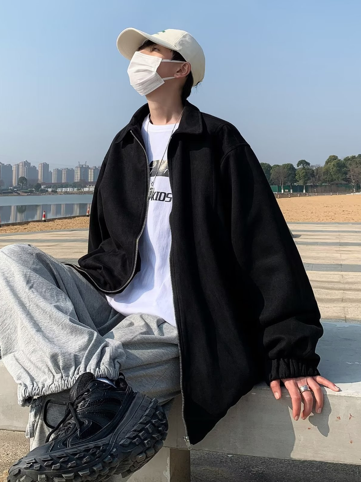 Camisa retro guapa de manga larga para hombre Chaqueta de pana suelta coreana de otoño Estilo de Hong Kong ins Camisa salvaje japonesa