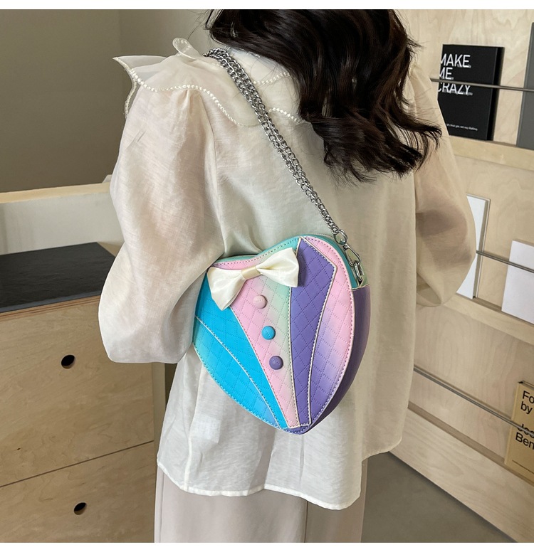 Femmes Moyen Faux Cuir Dégradé De Couleur Noeud D'Arc Vêtement De Rue Fermeture Éclair Sac Sous Les Bras display picture 15