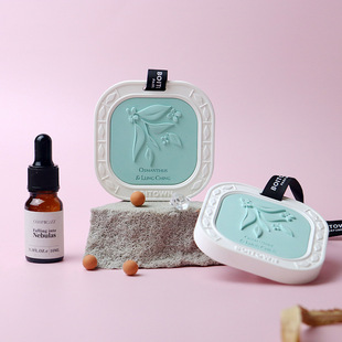 Car-Mounted Gypsum Fragrance Tablets, Aromatherapy Pendants, Creative Fragrance Tablets, Wardrobe Wardrobe Incense and Deodorizing Souvenirs Wholesale