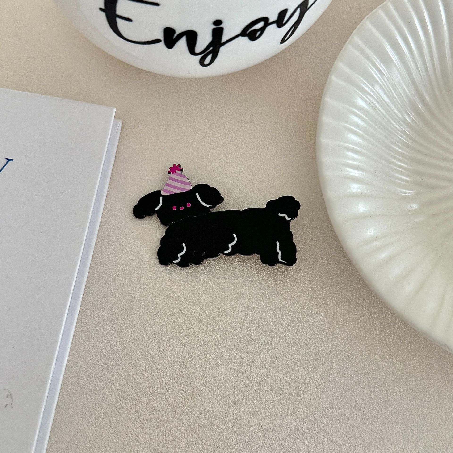 Women's Cute Dog Plastic Hair Clip display picture 6