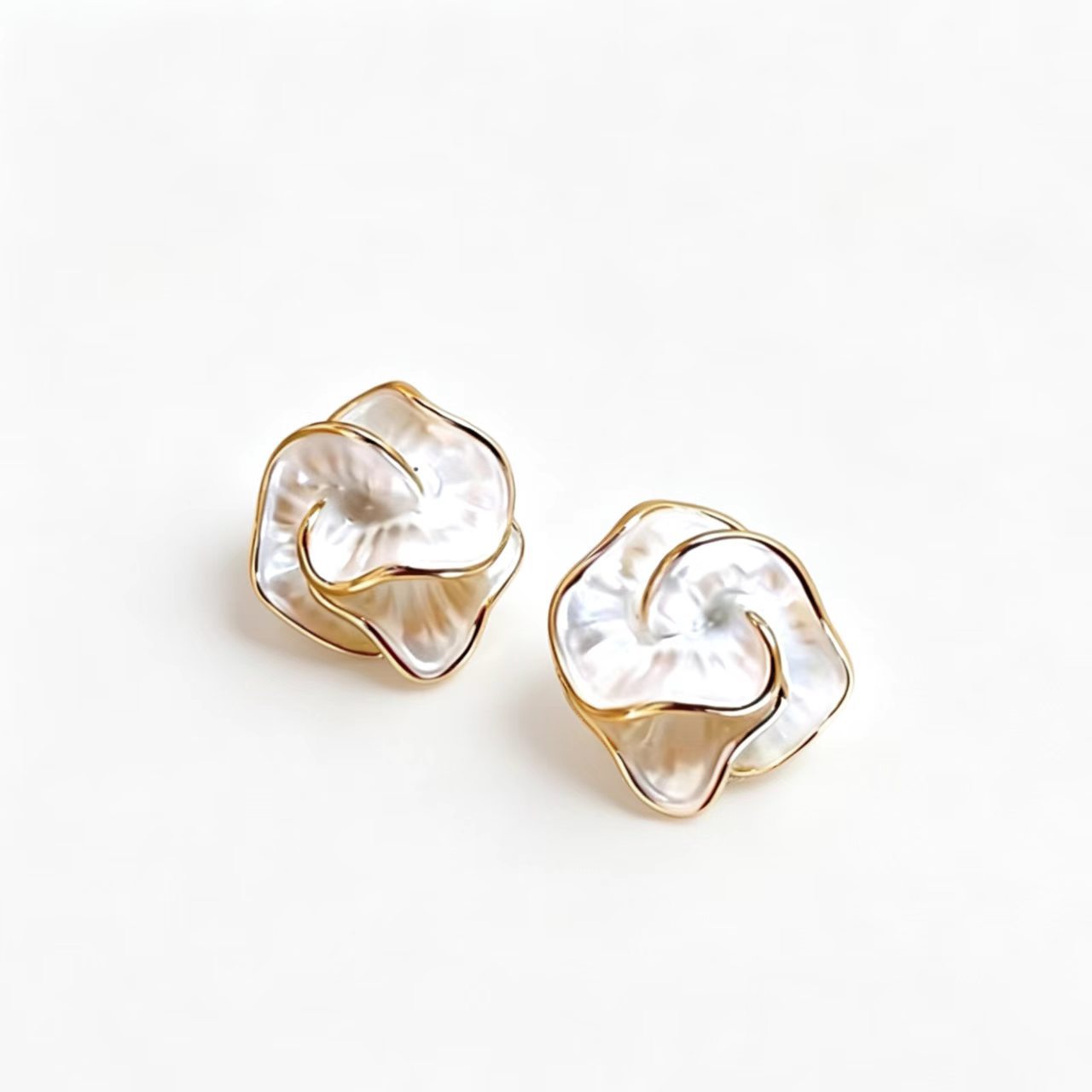 Pendientes de moda estilo coreano, nuevo modelo superventas, pendientes para mujer, sencillos y elegantes, versátiles, estilo TikTok, pendientes de botón al por mayor image 102