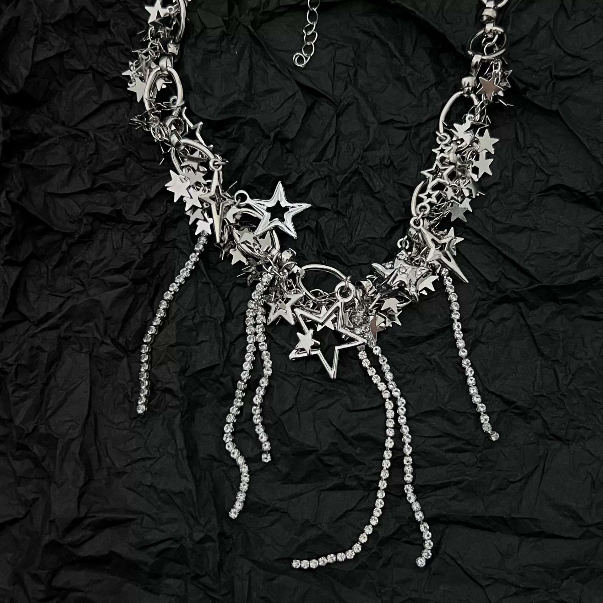 Girocollo choker con stelle e diamanti per donna elegante sera_voghion.com