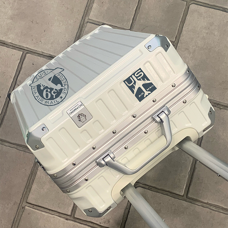Roaming aluminum frame luggage 24 mute universal wheel suitcase 28 trolley case 26 boarding box 20 inch men and women