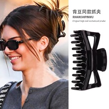 发卡网红2026年高级感大号猫耳朵设计感后脑久盘发抓夹头饰发卡