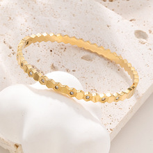 �¿��p�ݽ�ɫ�䳲���CŮϵ�з�C�׺������֭h���18K����ɫ