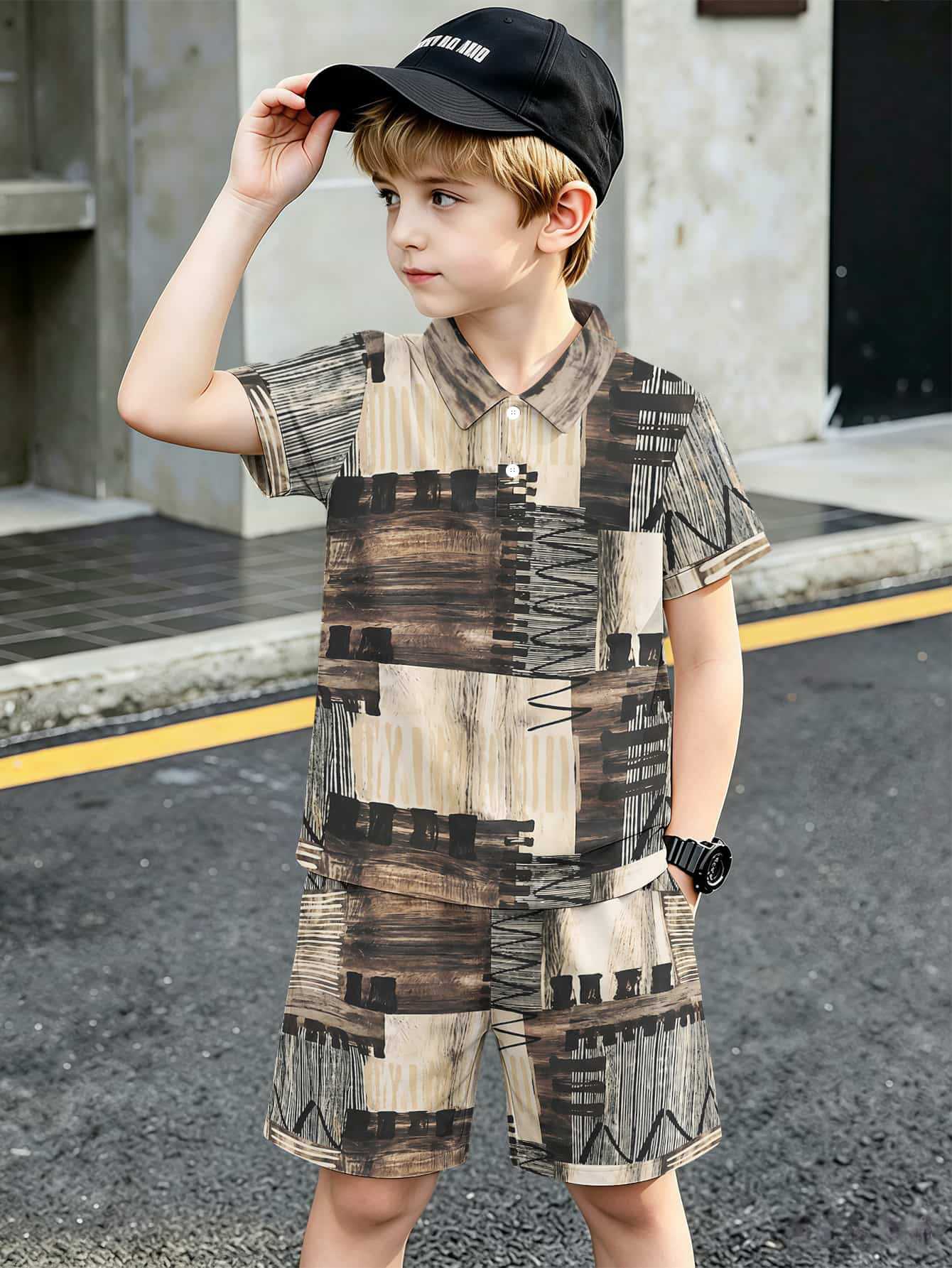Conjunto de polo e calções para menino com estampado 3d_voghion.com