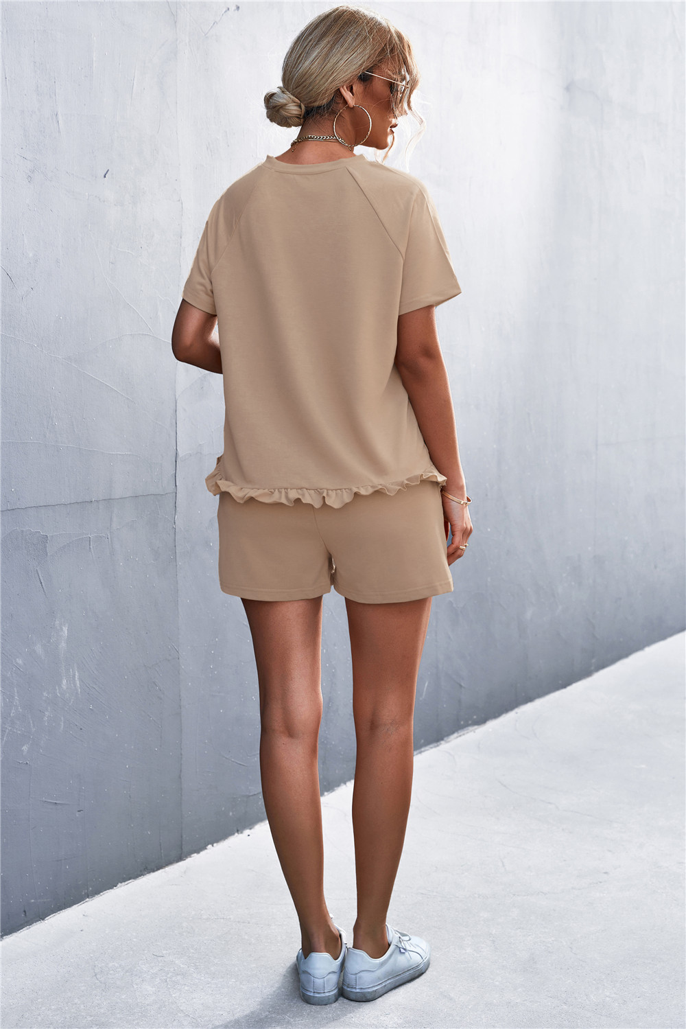 2023 Spring/Summer New Solid Round Neck Ruffled Short Sleeve Shorts Casual Set_voghion.com
