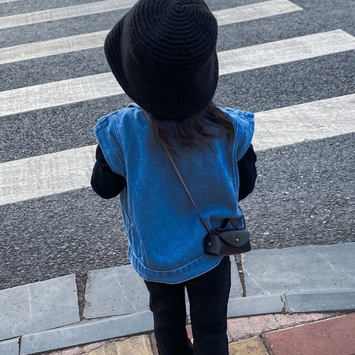 Mini children's bag Korean INS new autumn and winter crossbody bag Fashionable baby and children's clothing with coin purse trendy