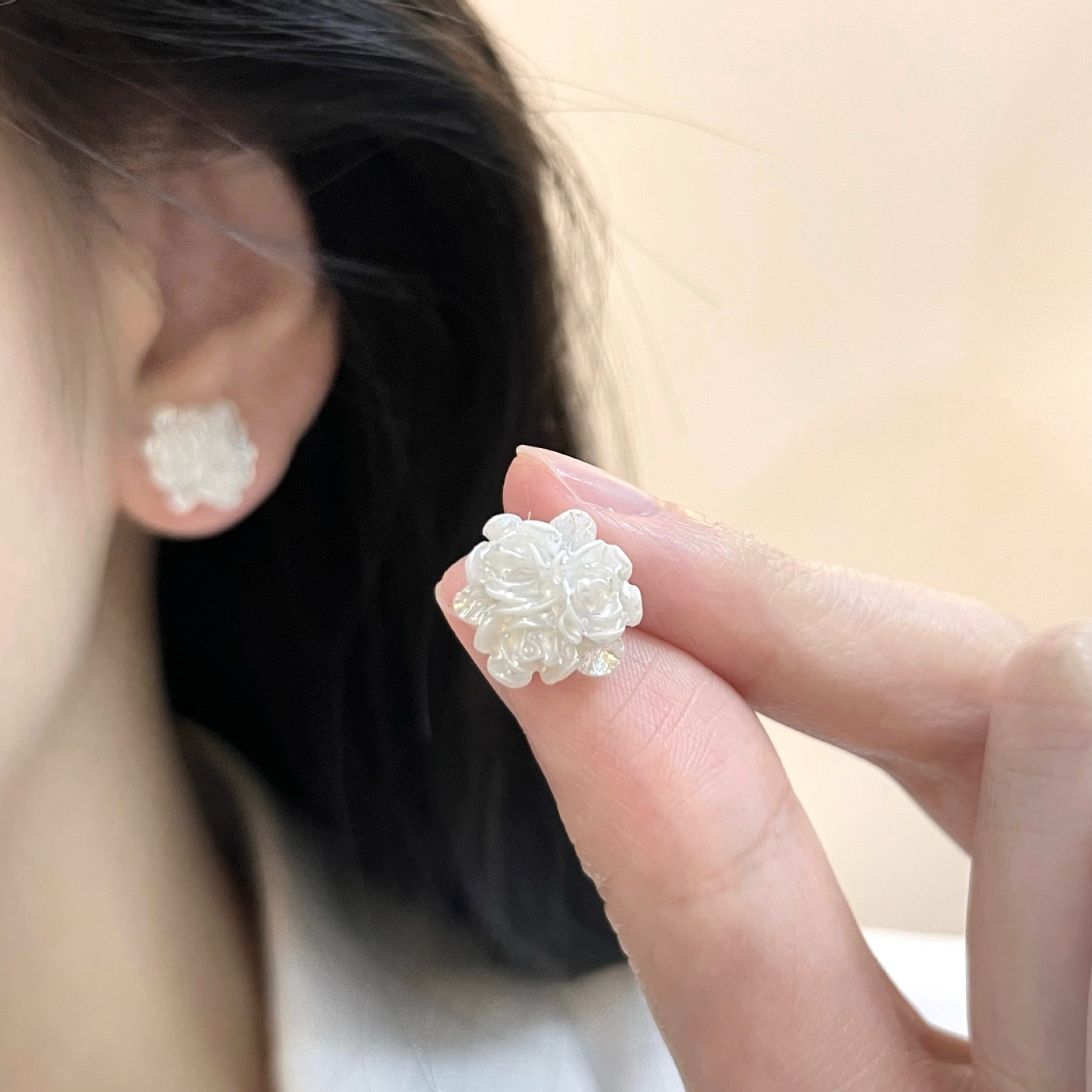 Earrings, flowered