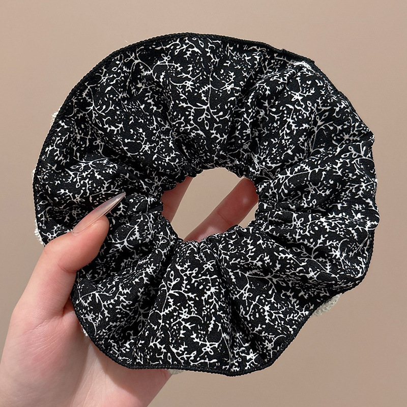 Corbata de pelo de intestino de lunares de crema grande coreana, gomas de goma de cola de caballo suaves para mujer, accesorios para el cabello de bola, accesorios para el cabello, cuerda para la cabeza