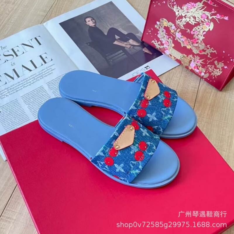 Donkey Brand 2026 Summer Commemorative Edition Cherry Embroidered Denim Flat Casual Open-Toe Beach Sandals