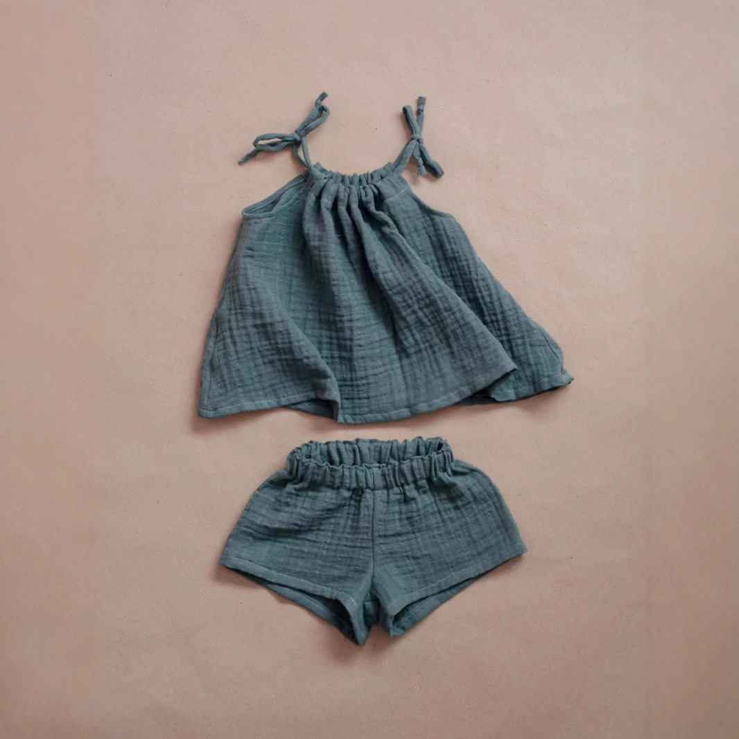 INS Explosions Girls Children's Cotton Loose Double-Layer Wrinkled Cloth Sling Shirt Shorts Two-Piece Summer Children's suit