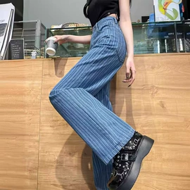 女式牛仔裤;半身裙;女士短裤