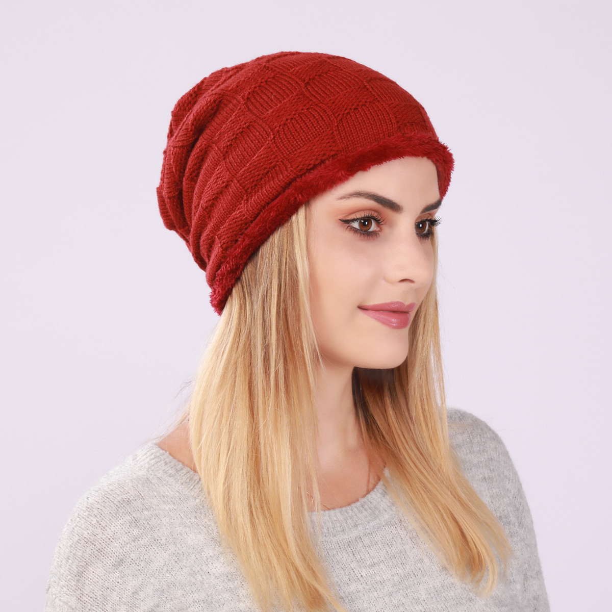 Plissee-Plüsch-Männer-Damen-Pullover-Mützen, gestrickte karierte postpartale Ohrenschützer für Herbst und Winter, warm_voghion.com