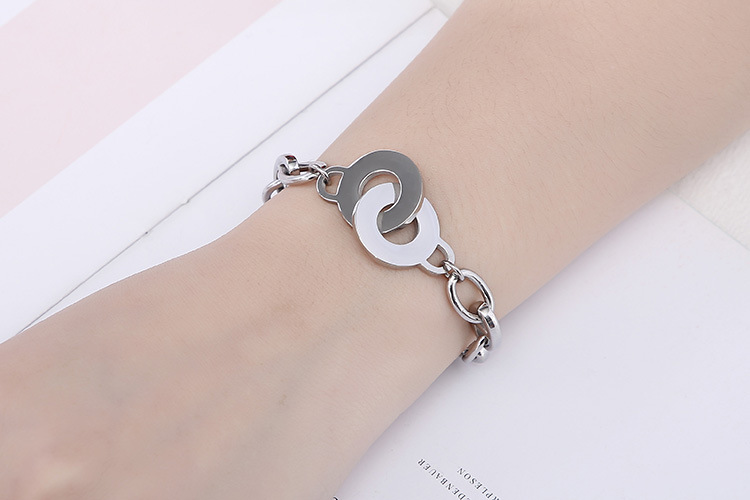 Fashion Letter Titanium Steel 18K Gold Plated No Inlaid Bracelets In Bulk display picture 5