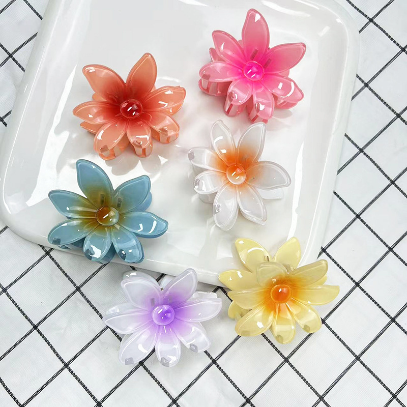 1 Piece Quantity Elegant Lady Women's Plumeria Resin Hair Claws
