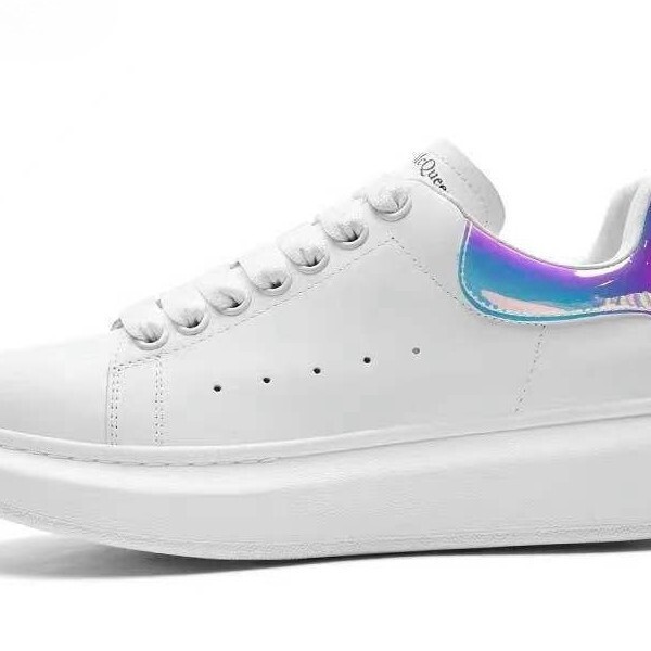 McQueen White Shoes 2022 Spring New Thick-soled Elevated Board Shoes Women's Casual Lovers Platform Shoes All-match Trendy Shoes