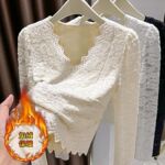 v领加厚加绒蕾丝打底衫女秋冬季洋气内搭磨毛新款感保暖小衫