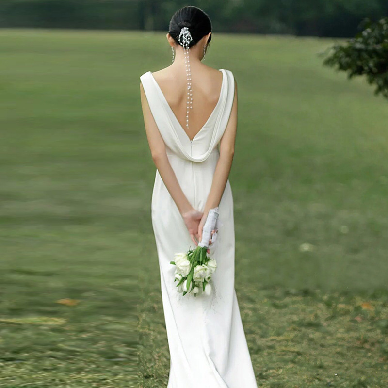 Cross-Border Korean-Style Light Wedding Dress 2026 New Model Bride Simple Fishtail Backless Travel Photography Super Fairy Light Gauze Dress Wholesale