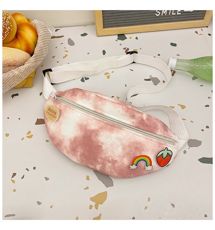 The 2024 new style of Japanese Harajuku trendy single-shoulder bag, a unique tie-dyed girl's chest bag, is fashionable and versatile. It's a single-shoulder crossbody bag undefined