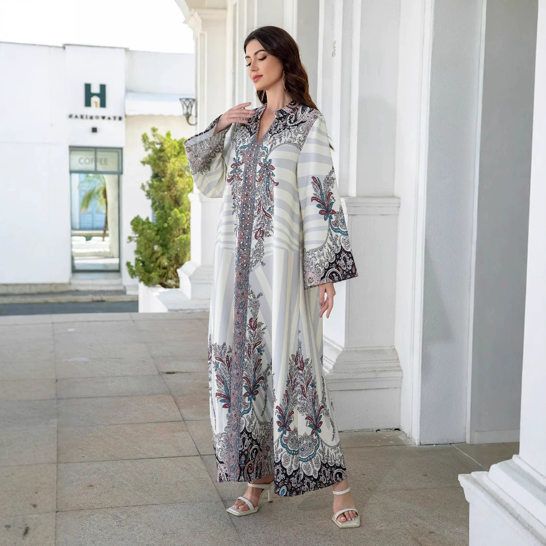 Мусульманское женское платье-абайя с принтом и стразами в ближневосточном стиле для трансграничной торговли