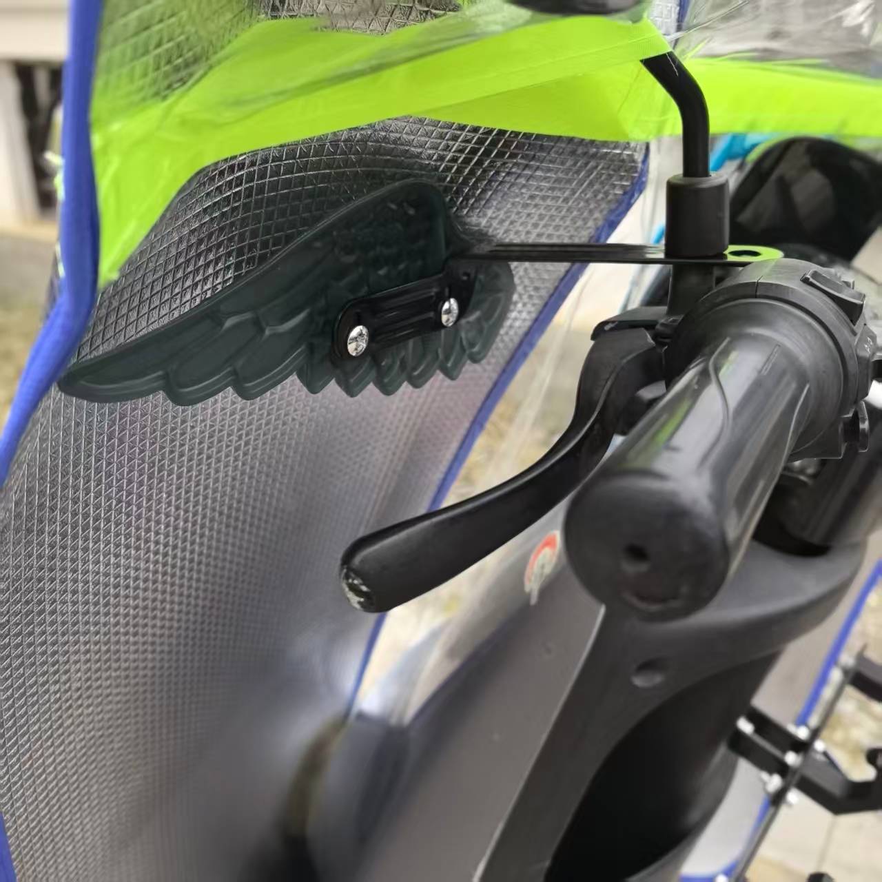 New electric bicycle pedal electric motorcycle brake handle anti-squeezing windproof raincoat brake modification accessories
