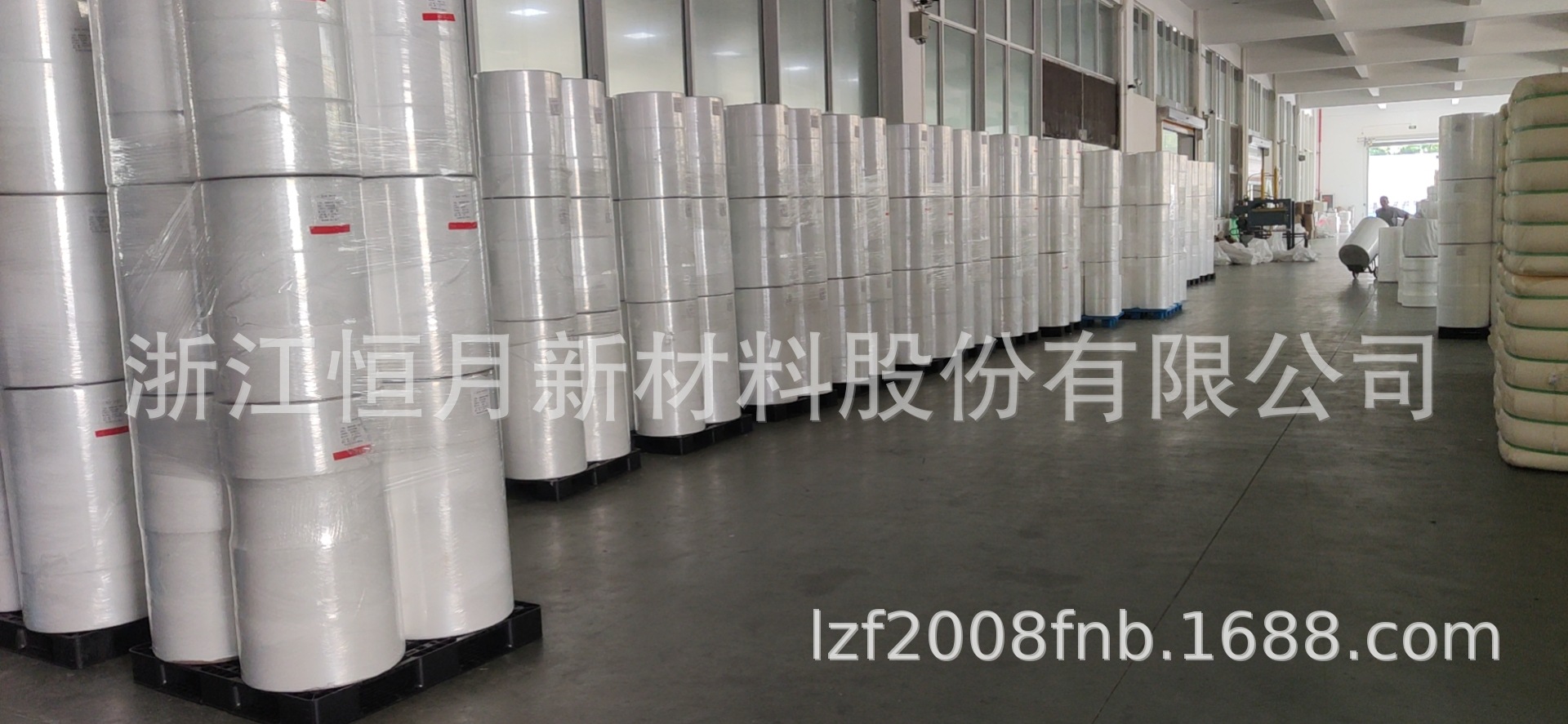 2025热轧无纺布ES纤维亲水亚光压光布高强吸湿透气医用材料基布