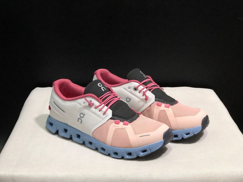 莆田クロスボーダー専用O昂走n軽量便利レジャーランニング通気快適男女スタイルスポーツシューズcloud 5|undefined