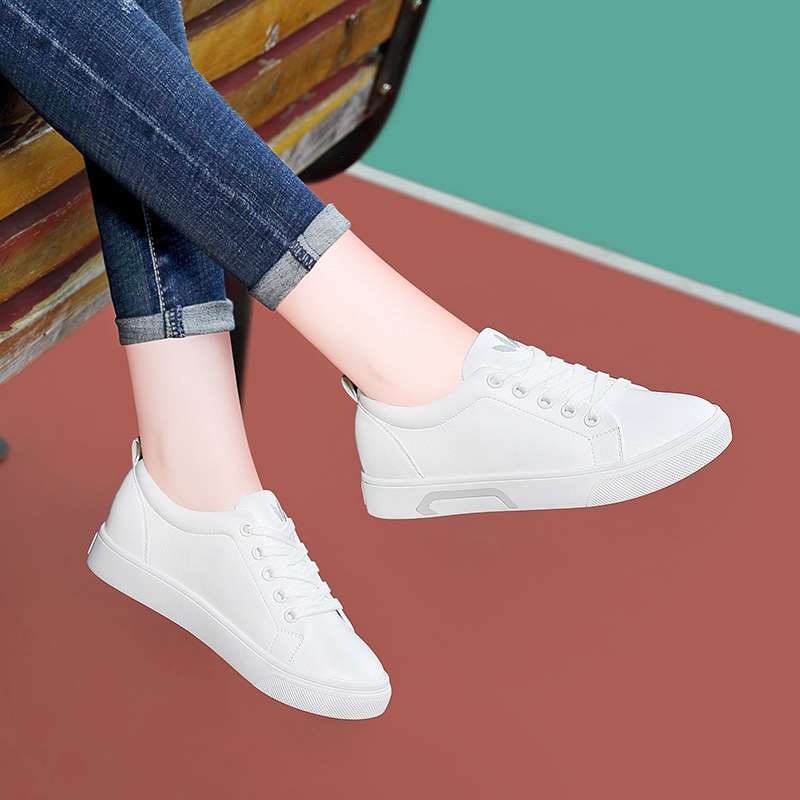 9160 trắng bạc cao gót 2.7cm GQ