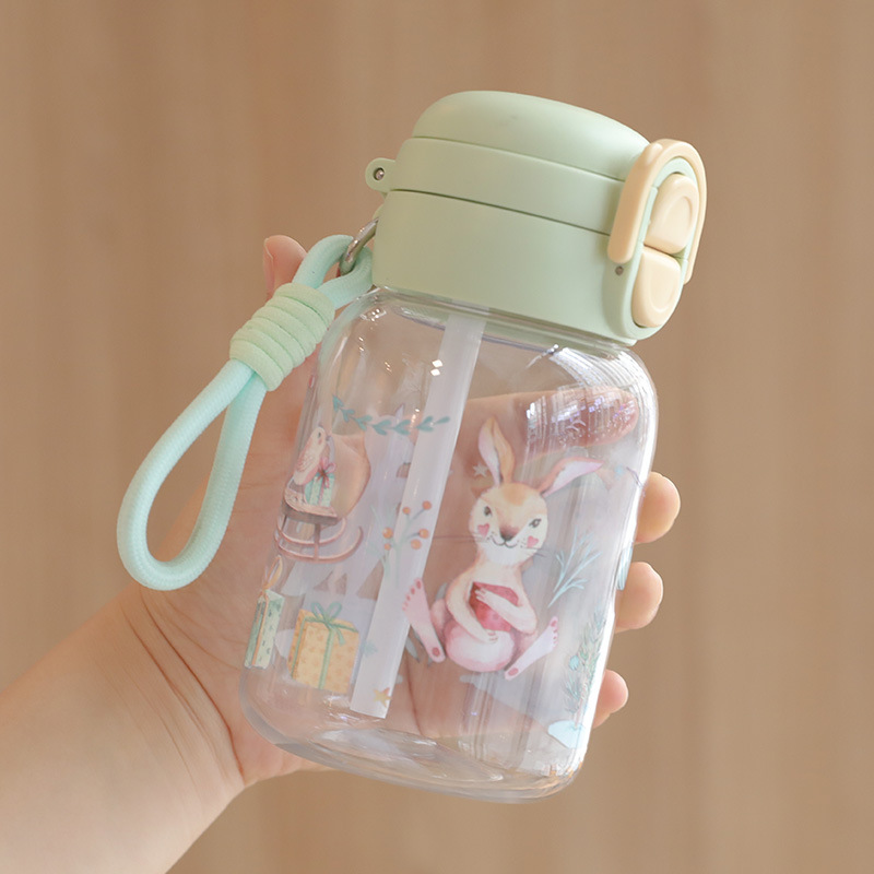シンプルで見栄えの良いダブルストローカップ、かわいい学生落下防止子供用ケトル、大容量のポータブルプラスチックウォーターカップ|undefined