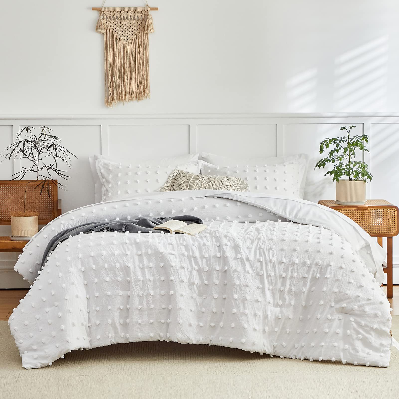 White Queen-7 Pieces-06.jpg