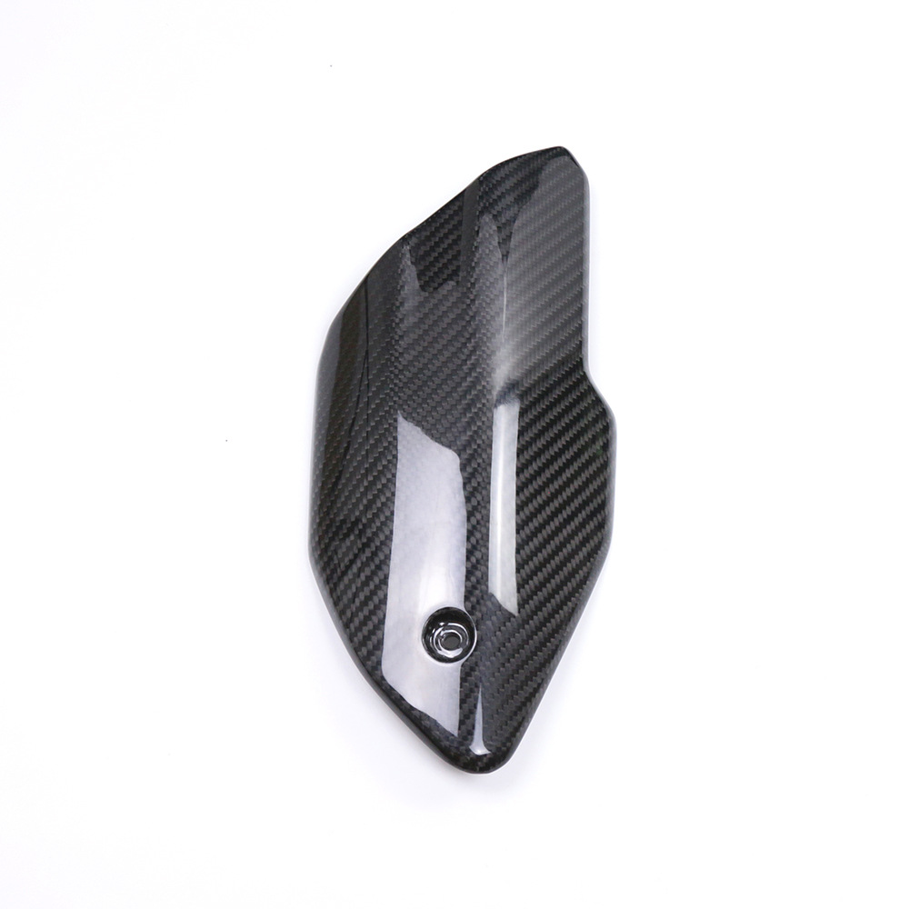 Suitable for CFMOTO spring wind 800NK sharp + motorcycle carbon fiber shell modification Accessories exhaust pipe cover