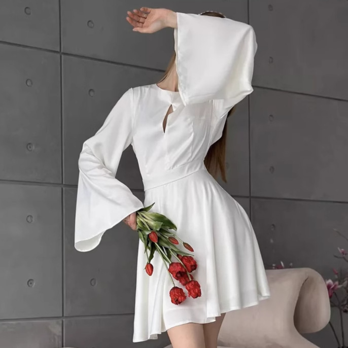 French Romantic Satin Backless Bell Sleeve Dress European and American New V-Neck Waist Party Skirt Cross-Border Women's Clothing
