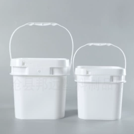 塑料瓶、壶;塑料桶