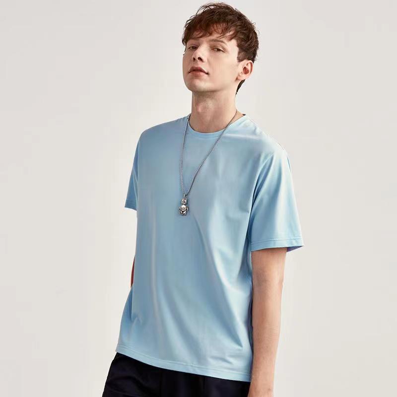 12 colores para hombres de color sólido! Verano nuevo estilo de explosión hombre sólido seda de leche versión delgada camiseta de manga corta