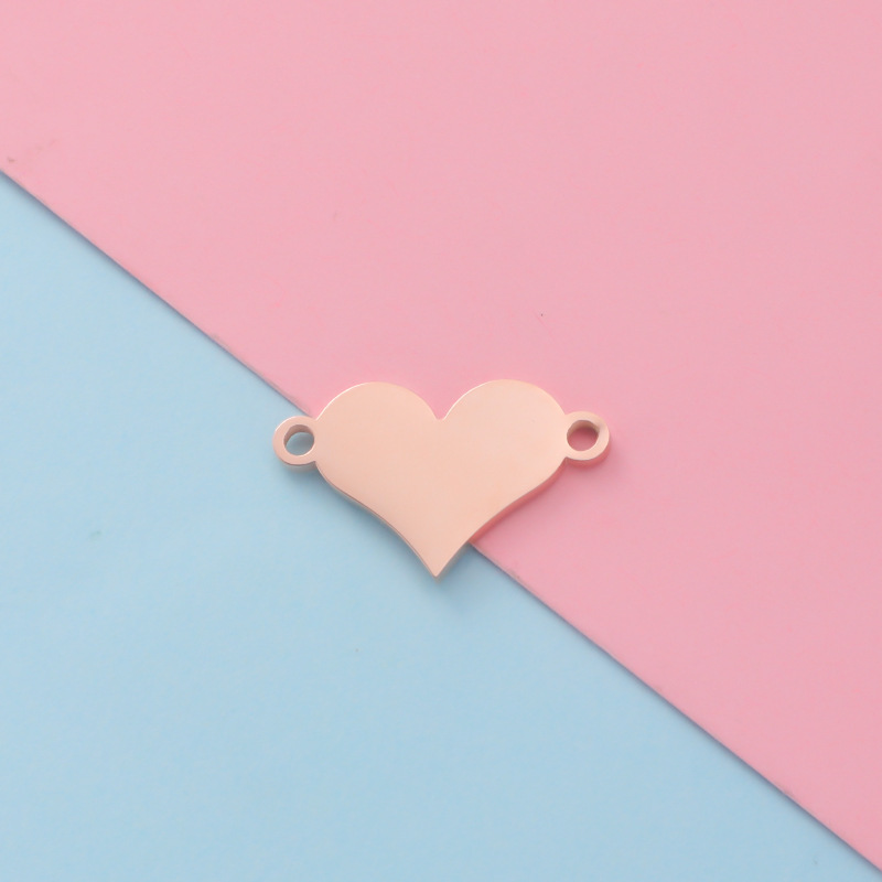 304 Stainless Steel Material 1 Piece Stainless Steel PVD Coated 18K Gold Real Gold Plated Customization Laser Engraving Heart Shape Pendant DIY Jewelry Accessories