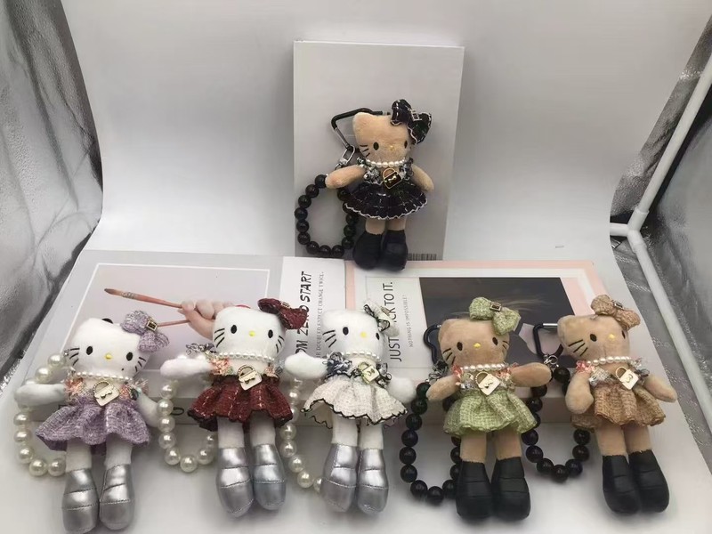黑皮长腿小香风包包毛绒小挂件hellokitty书包猫咪挂饰KT公仔批发|undefined