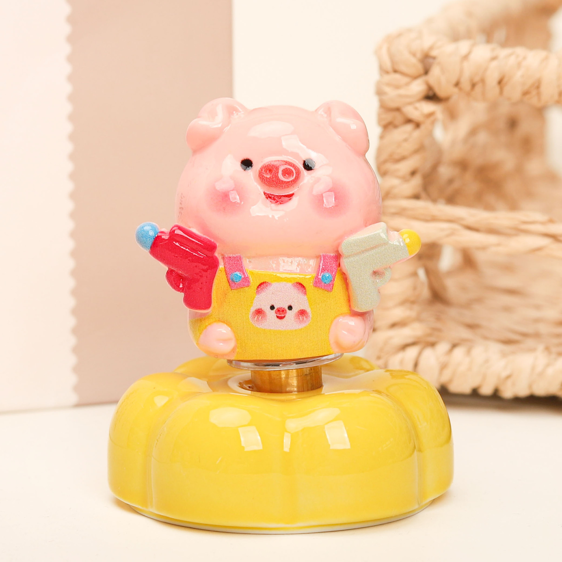Jingdezhen Ceramic Base Water Park Pig DIY Ornament Stress-Relief Desktop Car Decoration