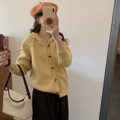 韩系复古抽绳连帽钩花牛角扣针织开衫女秋冬宽松软糯休闲毛衣外套