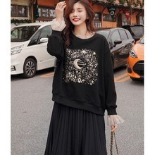 假两件黑色拼接连衣裙女春秋2025新款卫衣裙别致设计感百褶长裙潮