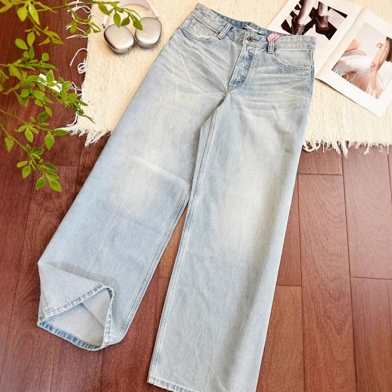 In-Stock/Loose-Fit Light Blue Washed Ghost Claw Whiskered Cotton Straight-Leg Pants, Gardener Denim Long Pants for Women